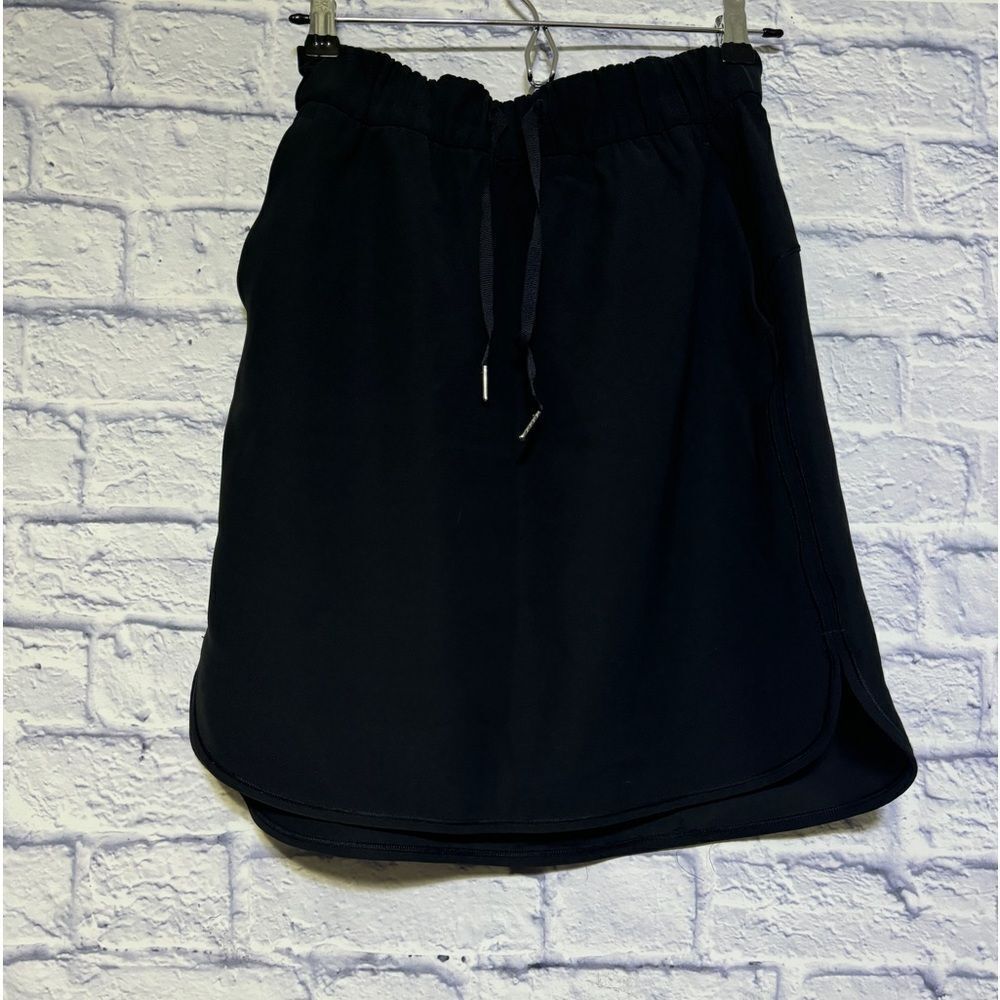 Lululemon On The Fly Skirt *Woven Black Sz 6